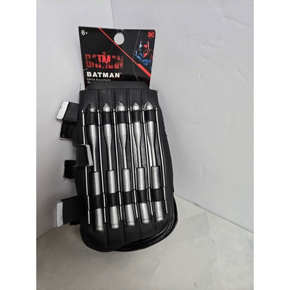 Rubies Batman Child Gauntlets Black DC Comics Movie Gloves NWT Costume Accessory - Picture 2 of 10